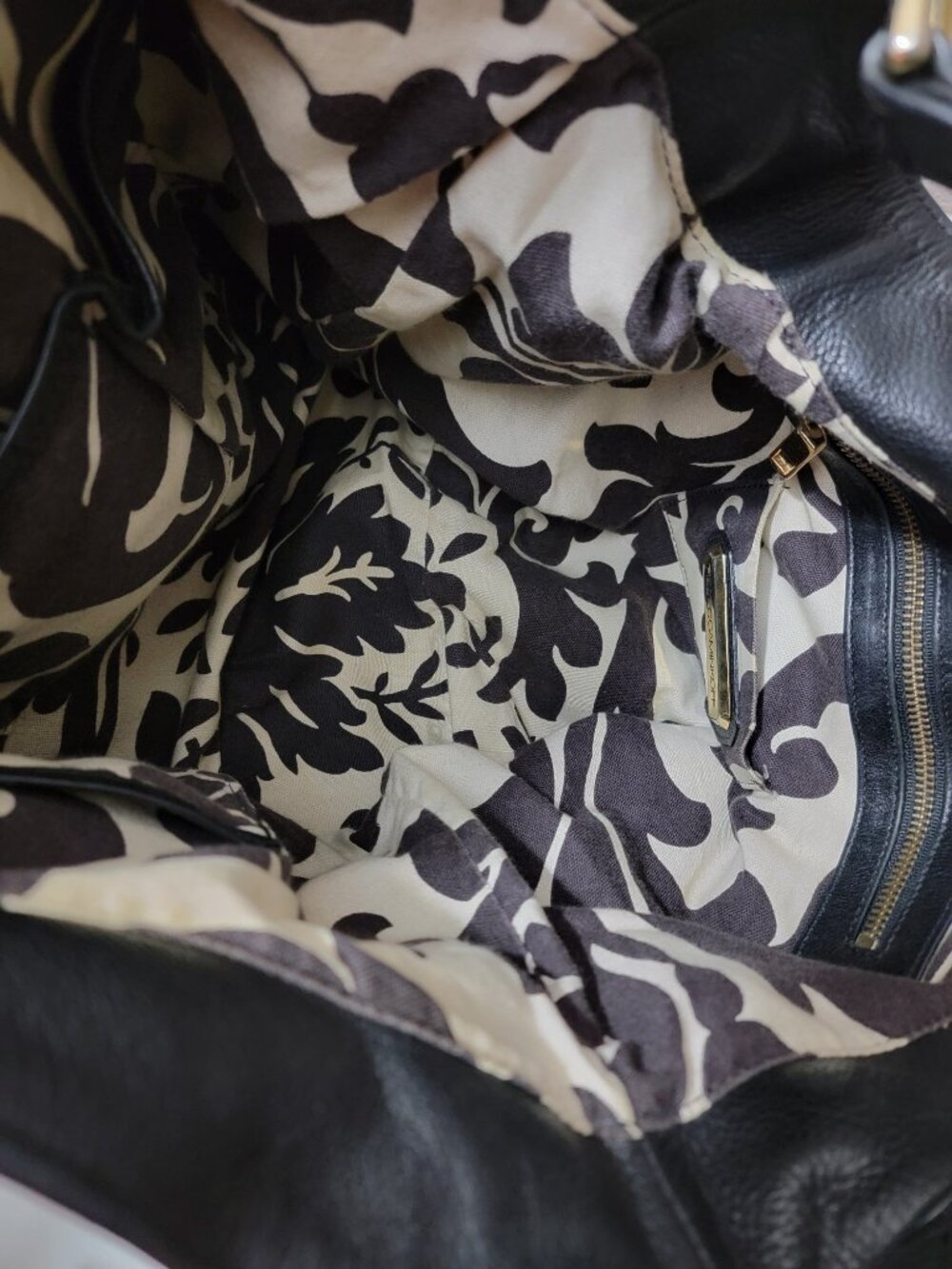 Rebecca Minkoff Nikki Hobo Black Pebbled Leather Gold Hardware Shoulder Bag Soft - Picture 10 of 12